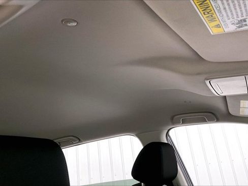 Used 2025 Honda CR-V LX image 22