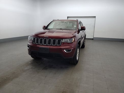 Used 2020 Jeep Grand Cherokee Laredo AWD/4WD image 15