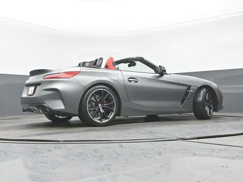 Used 2024 BMW Z4 M40i w/ Premium Package RWD image 28