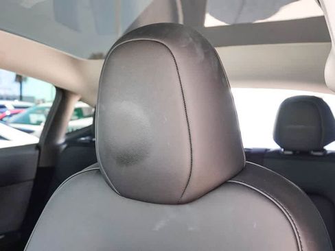 Used 2024 Tesla Model Y Long Range AWD/4WD image 24