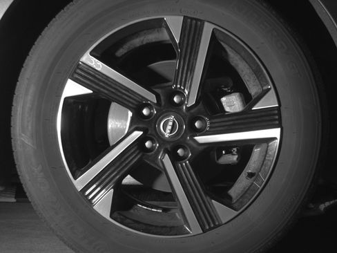 Used 2025 Nissan Sentra SV FWD image 13
