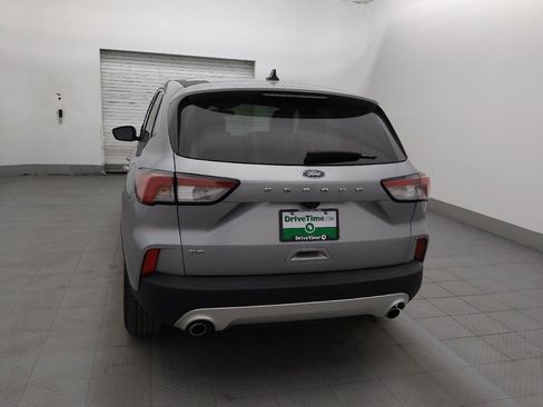 Used 2022 Ford Escape SE FWD image 6