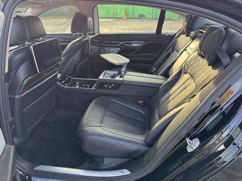 Used 2016 BMW 750i xDrive image 23