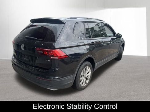 Used 2018 Volkswagen Tiguan S FWD image 8