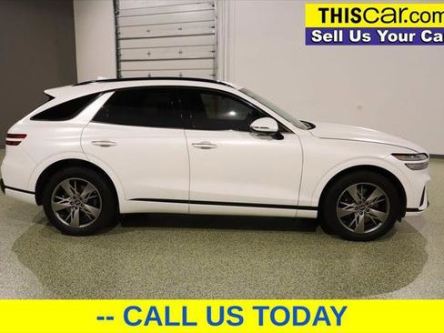 Used 2023 Genesis GV70 3.5T Sport image 8