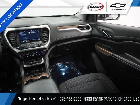 Used 2023 GMC Acadia SLE w/ Driver Convenience Package AWD/4WD image 17