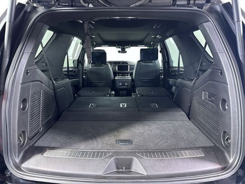 Used 2021 GMC Yukon Denali w/ Denali Ultimate Package image 7