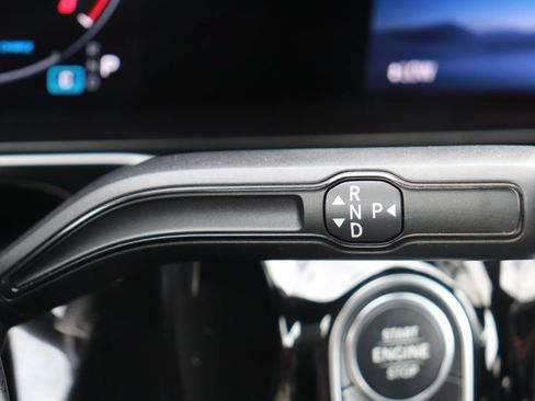 Used 2025 Mercedes-Benz GLA 250 image 24