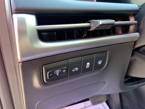 Used 2025 Hyundai Santa Cruz XRT image 13