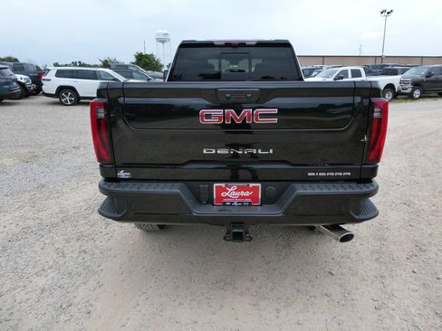 New 2026 GMC Sierra 2500 Denali w/ Denali Reserve Package AWD/4WD image 6