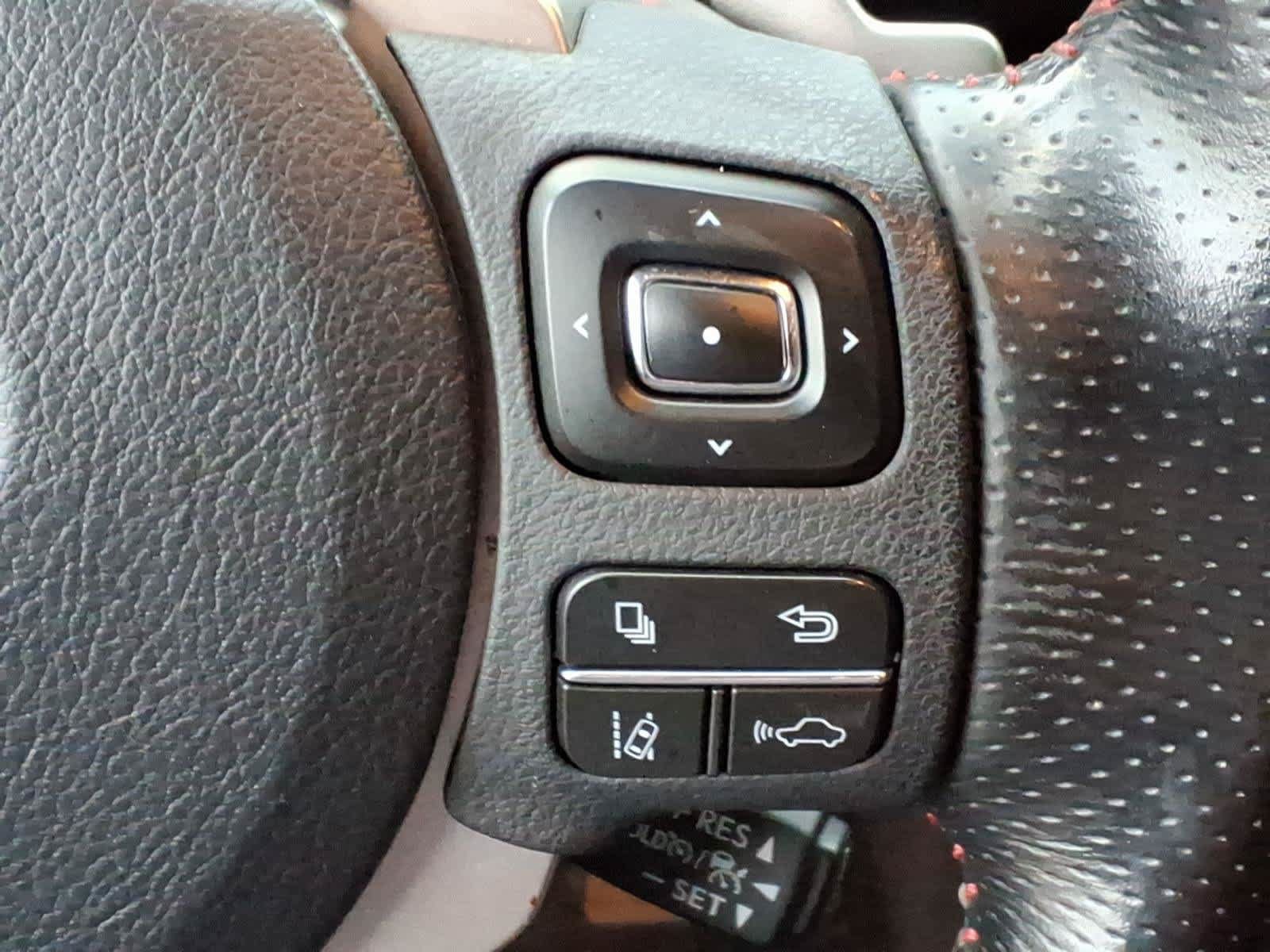 Used 2020 Lexus IS 350 F Sport w/ F Sport Package RWD image 19