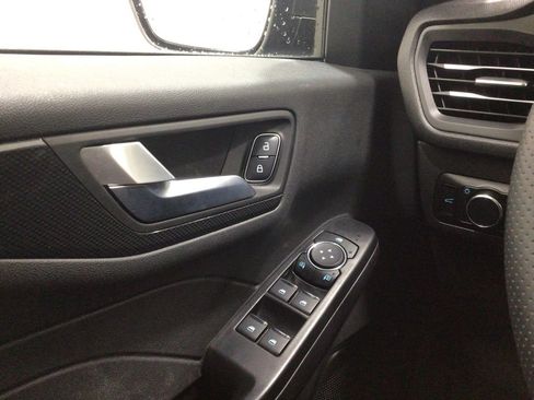 Used 2024 Ford Escape ST-Line w/ Tech Pack #1 image 15