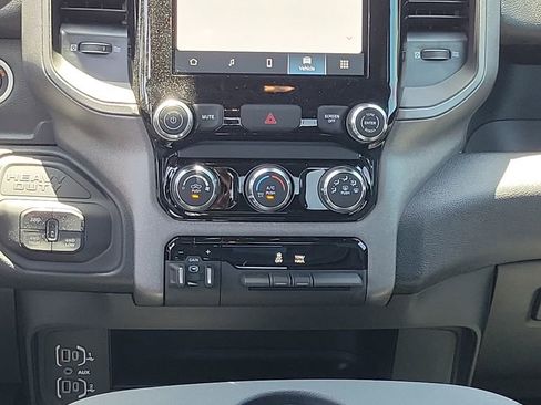 New 2026 RAM 2500 Tradesman AWD/4WD image 15