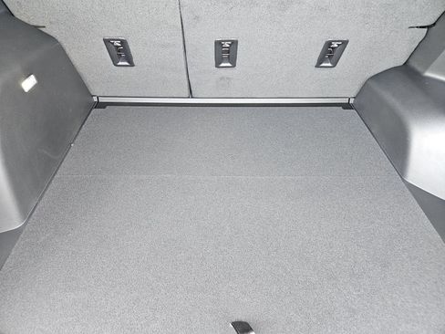 New 2027 Chevrolet Equinox RS w/ Safety and Technology Package FWD image 27