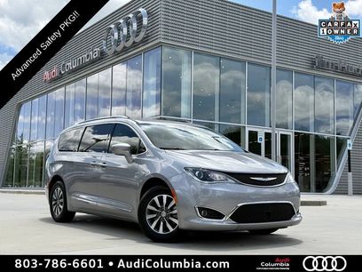 Used 2020 Chrysler Pacifica Touring-L Plus w/ Advanced Safetytec Group