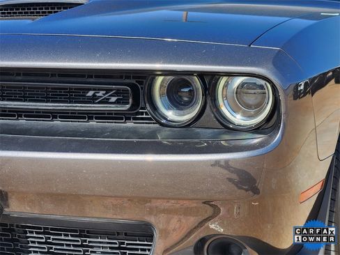 Used 2023 Dodge Challenger R/T w/ Blacktop Package image 9