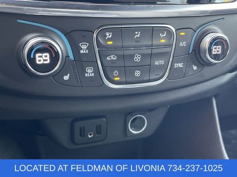 Certified 2023 Chevrolet Traverse LT image 17