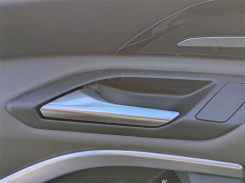 New 2025 Audi Q5 2.0T Premium Plus image 11