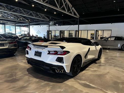 Used 2021 Chevrolet Corvette Stingray Premium Conv w/ Z51 Performance Package RWD image 8
