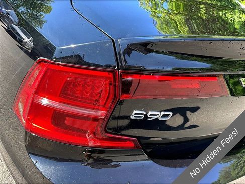Used 2018 Volvo S90 T6 Momentum w/ Convenience Package AWD/4WD image 28