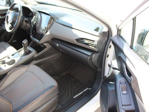 Used 2024 Subaru Crosstrek 2.5i Limited w/ Popular Package #4A image 12