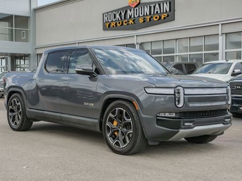 Used 2023 Rivian R1T Adventure image 3