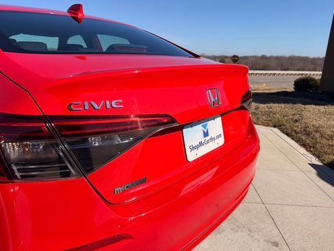 Used 2023 Honda Civic Sport image 29