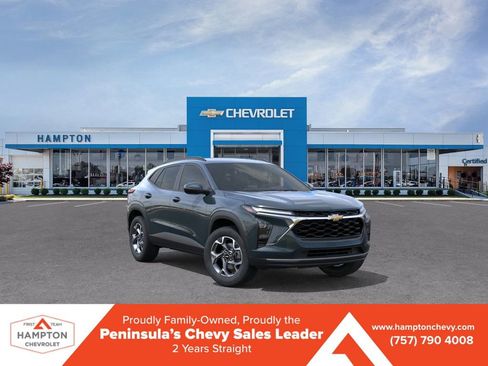 New 2026 Chevrolet Trax LT w/ Driver Confidence Package image 1