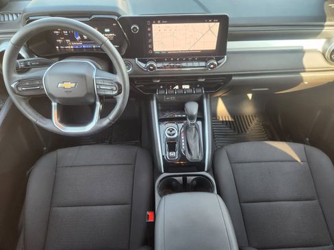 Used 2024 Chevrolet Colorado LT w/ LT Convenience Package II image 19