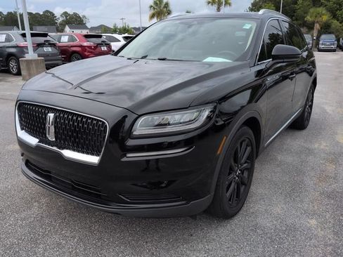Used 2023 Lincoln Nautilus Reserve w/ Monochromatic Package FWD image 8