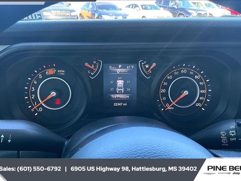 Used 2024 Jeep Wrangler Sport image 14