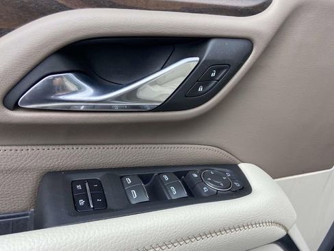 Certified 2023 GMC Yukon Denali RWD image 15
