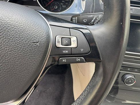Used 2019 Volkswagen Golf Alltrack S AWD/4WD image 21