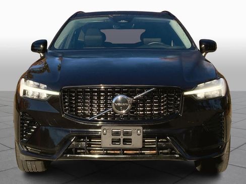 Used 2023 Volvo XC60 T8 Plus w/ Climate Package image 3