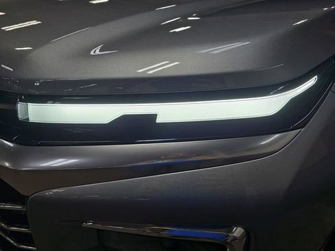 New 2026 Chevrolet Traverse High Country w/ LPO, Floor Liner Package AWD/4WD image 34