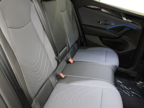 New 2026 Volkswagen Tiguan SE R-Line FWD image 19