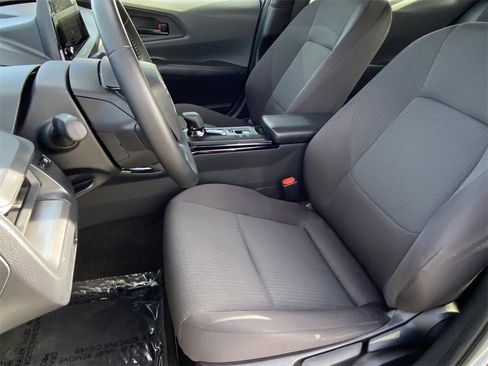 Certified 2025 Toyota Prius LE image 22