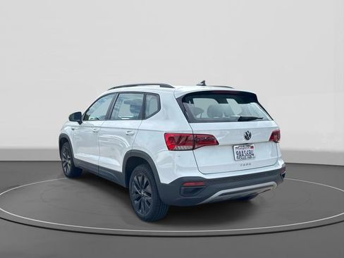 Used 2022 Volkswagen Taos S FWD image 3