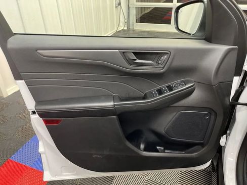 Used 2025 Ford Escape Active w/ Tech Pack #1 image 8