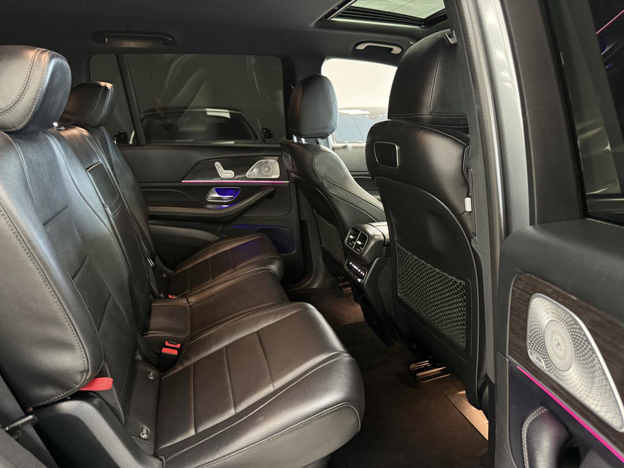 Used 2020 Mercedes-Benz GLS 450 4MATIC image 25