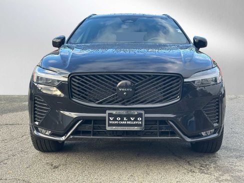 New 2026 Volvo XC60 B5 Ultra w/ Climate Package image 8