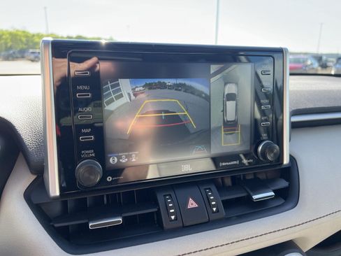 Used 2021 Toyota RAV4 Limited AWD/4WD image 29