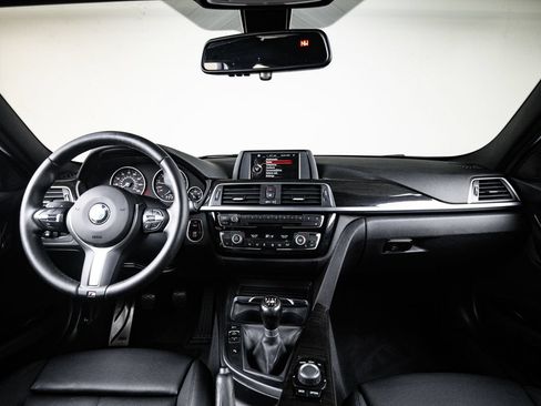 Used 2016 BMW 328i Sedan RWD image 25