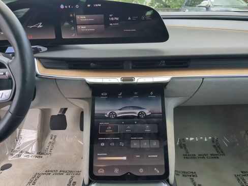 Used 2023 Lucid Air Touring AWD/4WD image 22