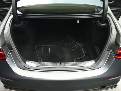 Used 2023 Mercedes-Benz S 580 4MATIC Sedan image 70