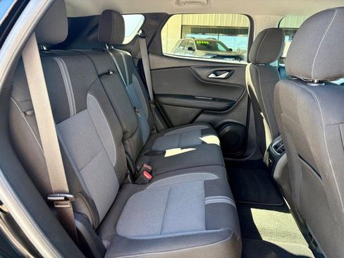 Used 2023 Chevrolet Blazer LT w/ Convenience Package FWD image 11