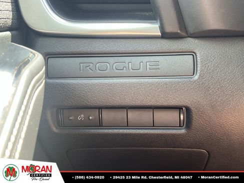 Used 2022 Nissan Rogue S AWD/4WD image 25