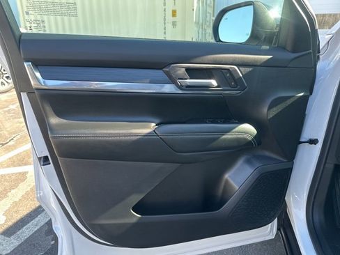 Used 2026 GMC Terrain Elevation w/ LPO, Floor Liner Package image 19