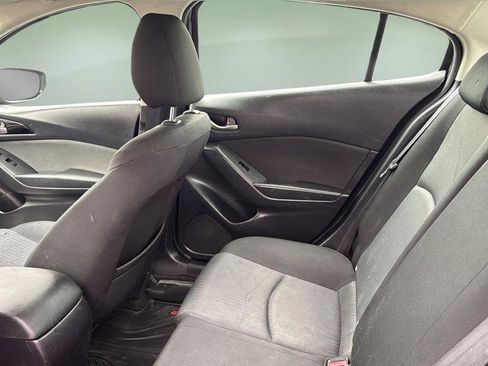 Used 2016 MAZDA MAZDA3 i Sport FWD image 15