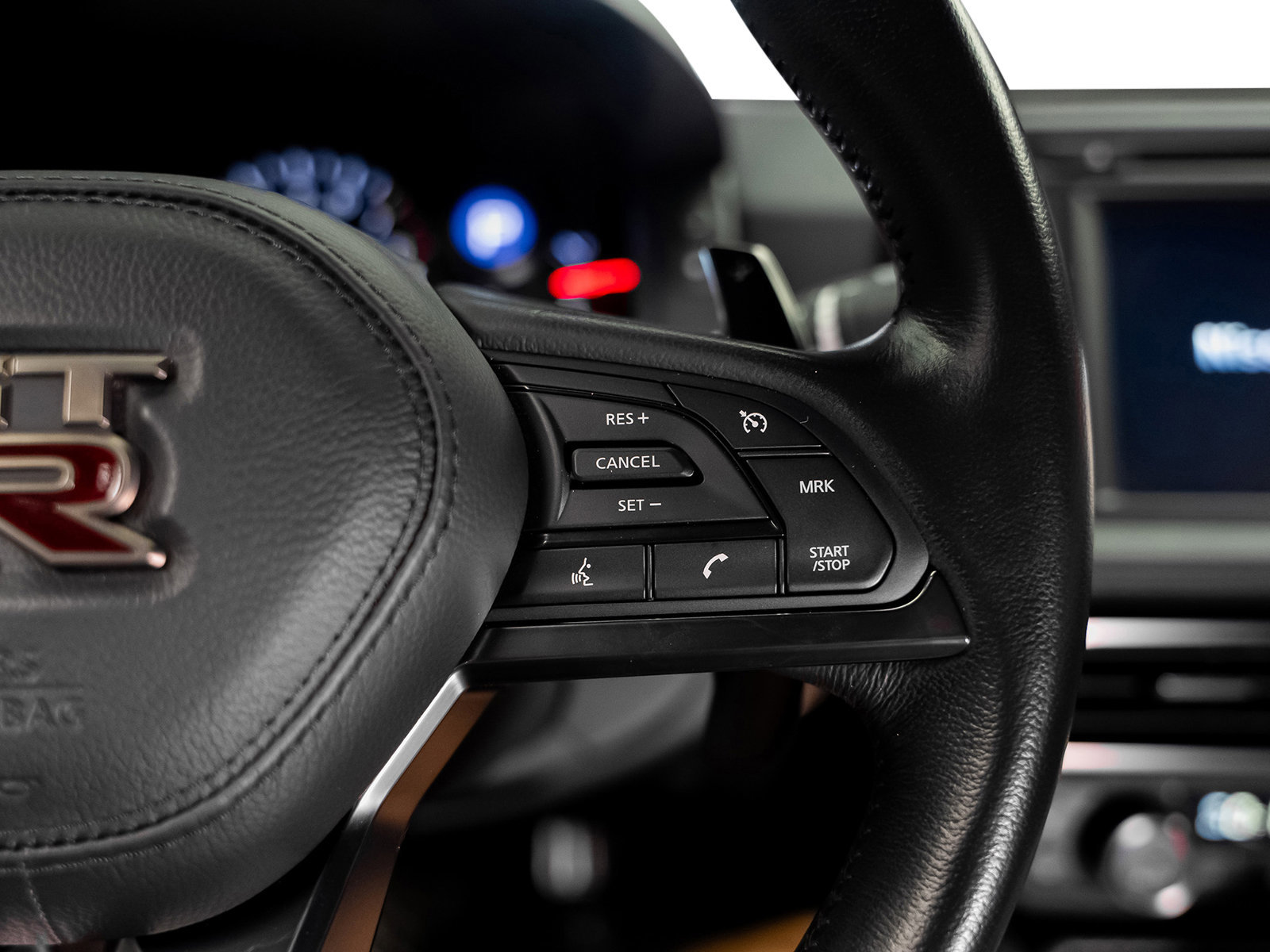 Used 2023 Nissan GT-R Premium AWD/4WD image 46